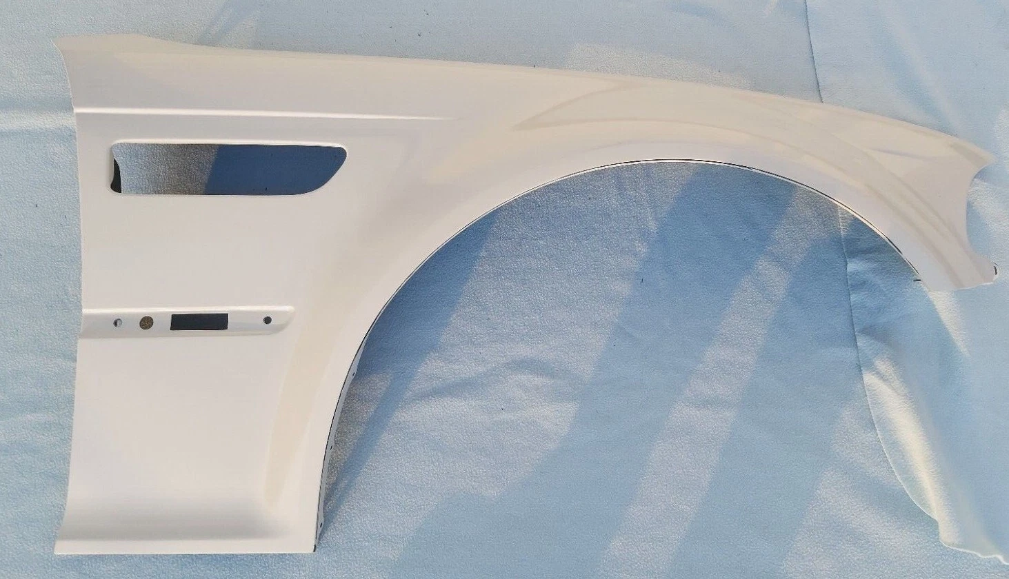 REAL CARBON FENDERS FOR BMW E46 M3, BRAND NEW, MADE IN GERMANY