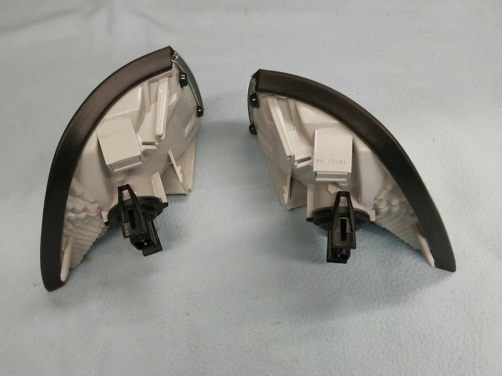 BMW E36 M3 COUPE OEM WHITE TURN SIGNALS, BRAND NEW, ORIGINAL BMW