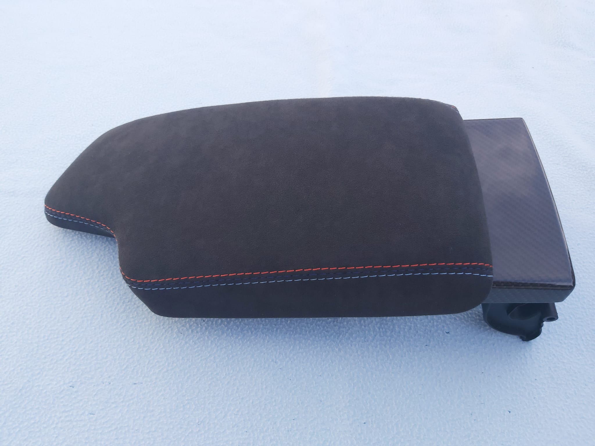 BMW F80 M3 F82 M4 ARMREST, NEW 9002 ALCANTARA with M-STITCHING and CARBON Cover