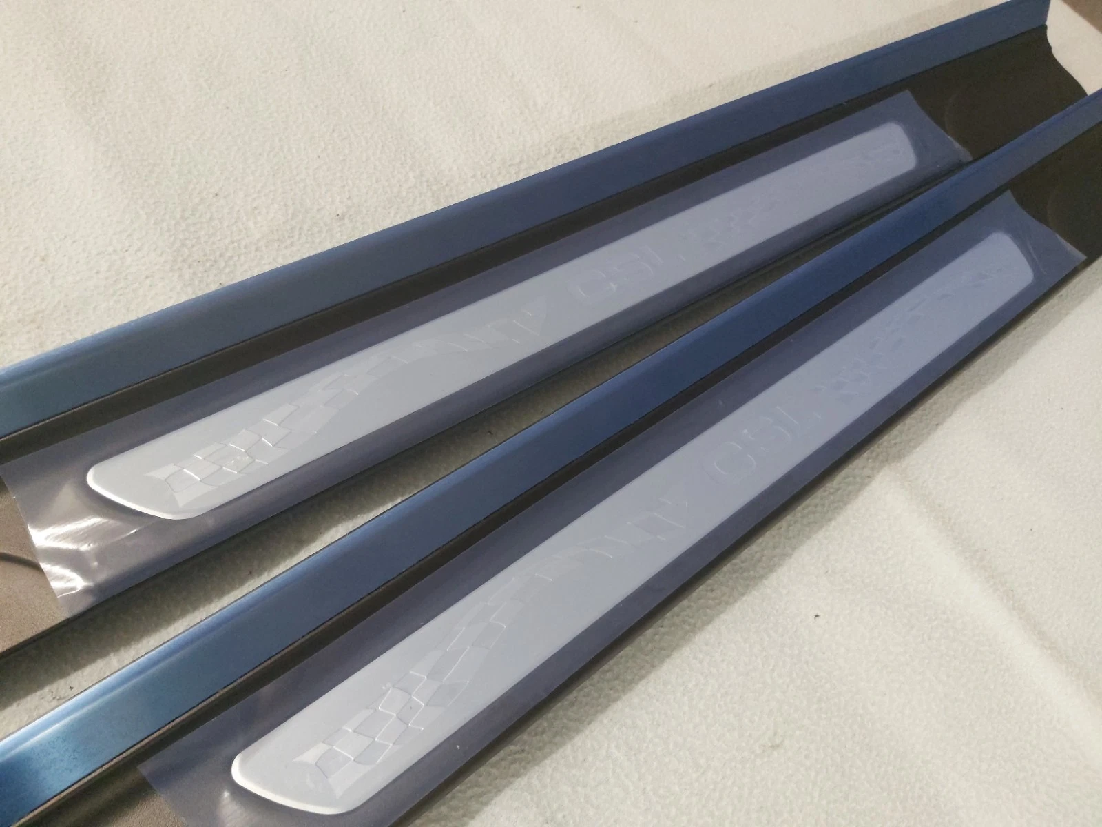 GENUINE BMW E46 M3 CSL DOOR SILLS /STEPS, BRAND NEW 51477895573 and 51477895574