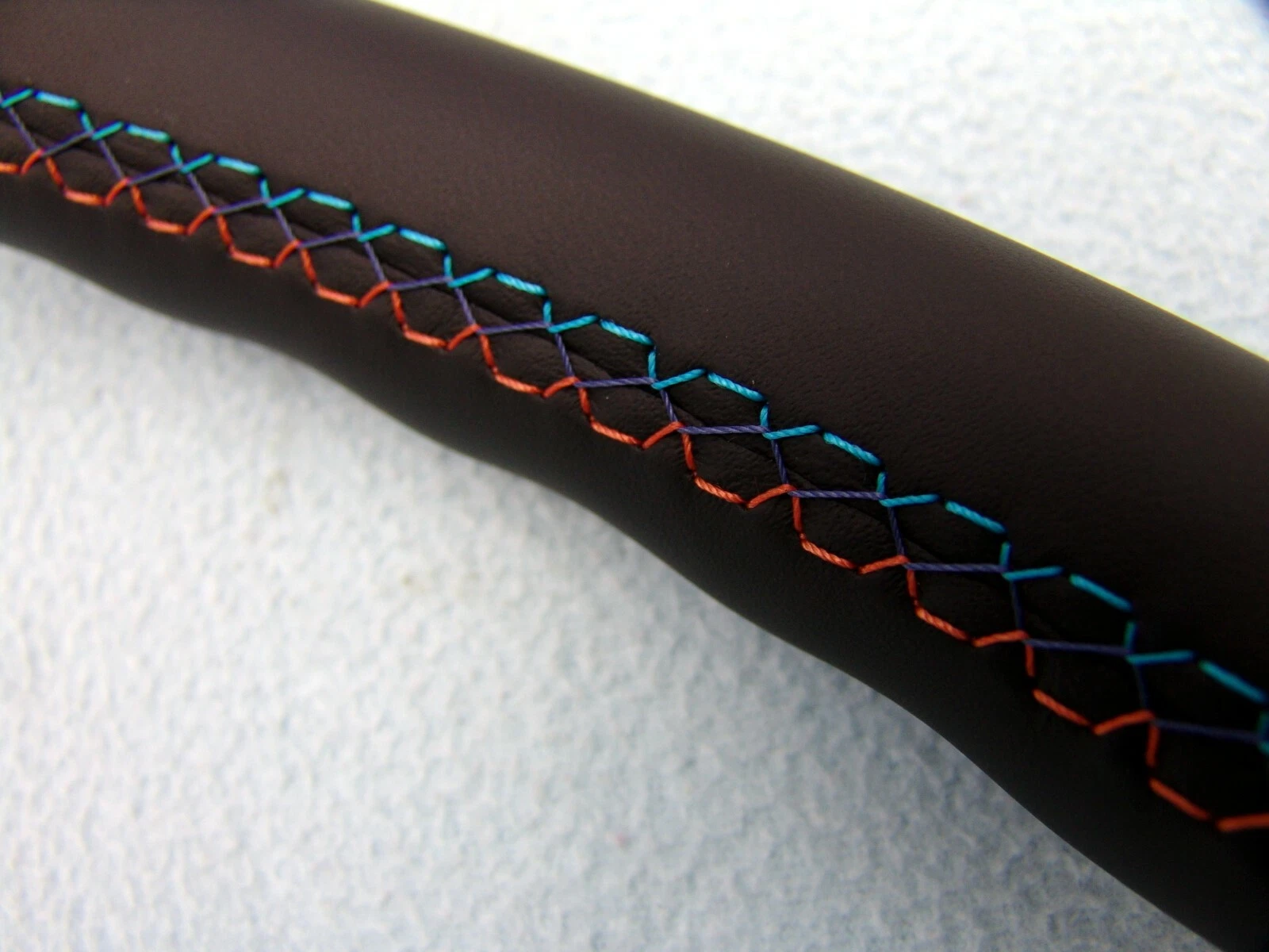 BMW E30 M Technic 1 steering, plain/perforated leather