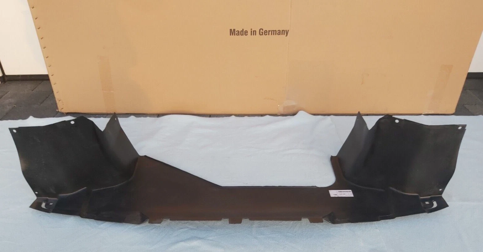 BMW E30 M3 ENGINE COMPARTMENT SCREENING, BRAND NEW, MADE IN GERMANY, 51711923771