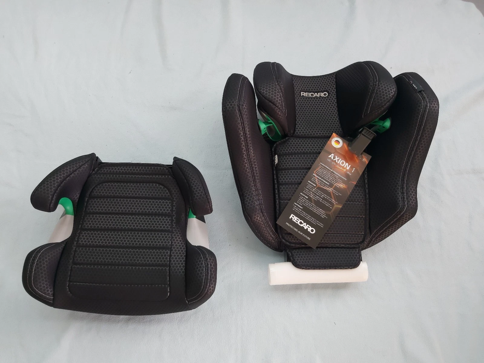 RECARO Axion 1 "Fresh Black" Child Seat, NEW. Made in Germany