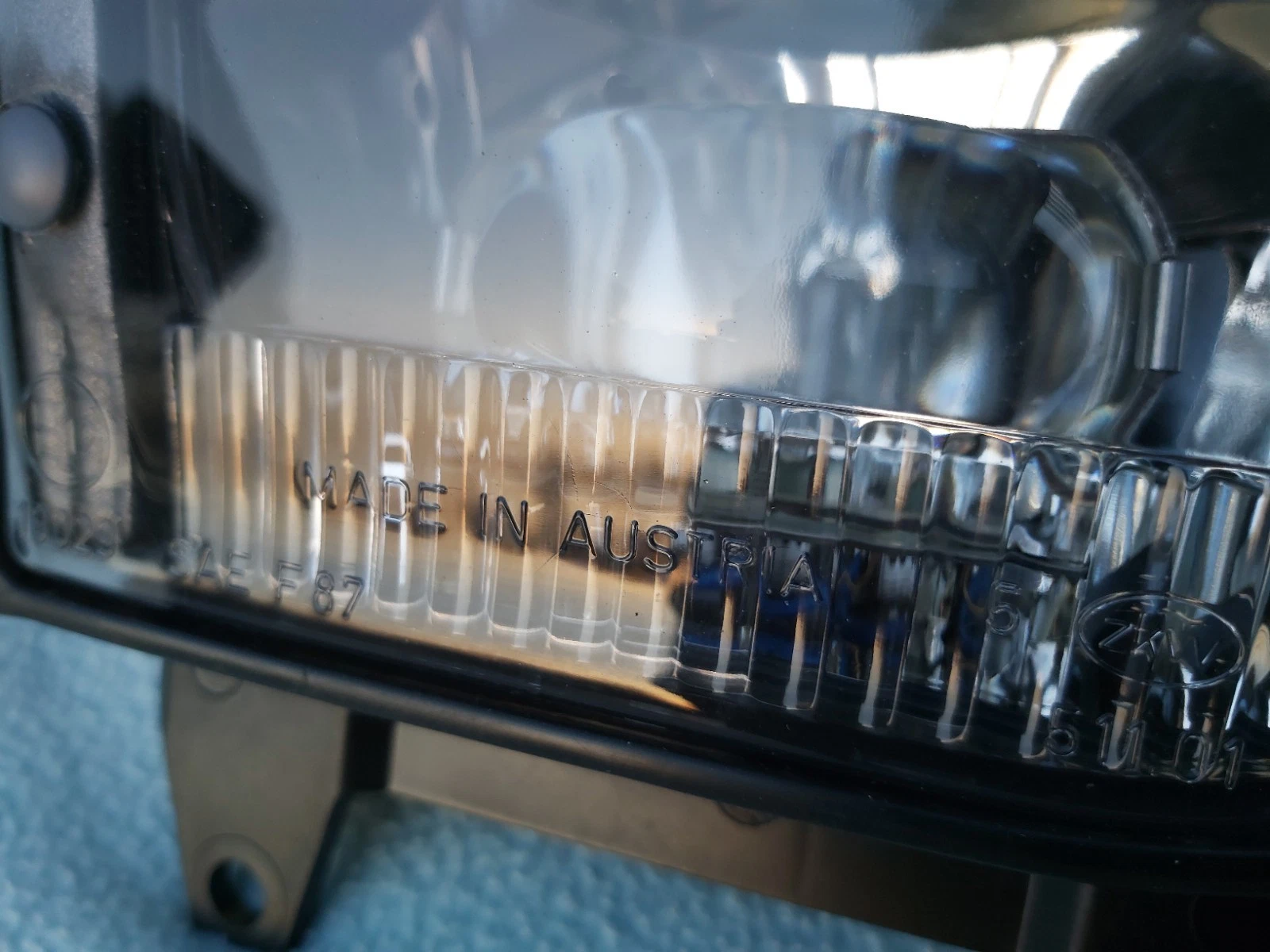 BMW E30 CLEAR EURO FOGLIGHTS, ORIGINAL ZKW, BRAND NEW. 63171385945 + 63171385946