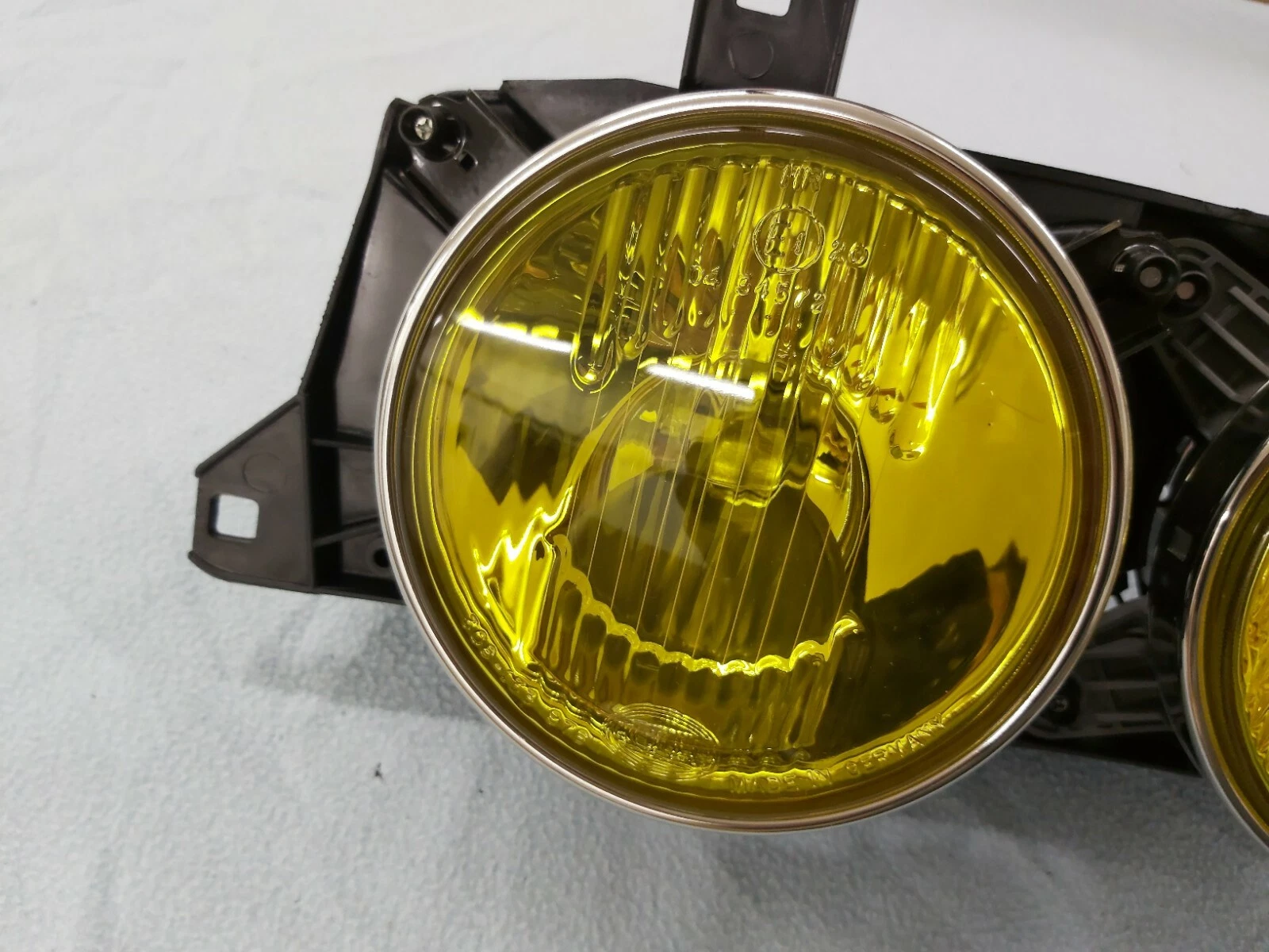 BMW E32 E34 M5 HELLA ELLIPSOID EURO YELLOW HEADLIGHTS,OEM, GENUINE BMW,BRAND NEW