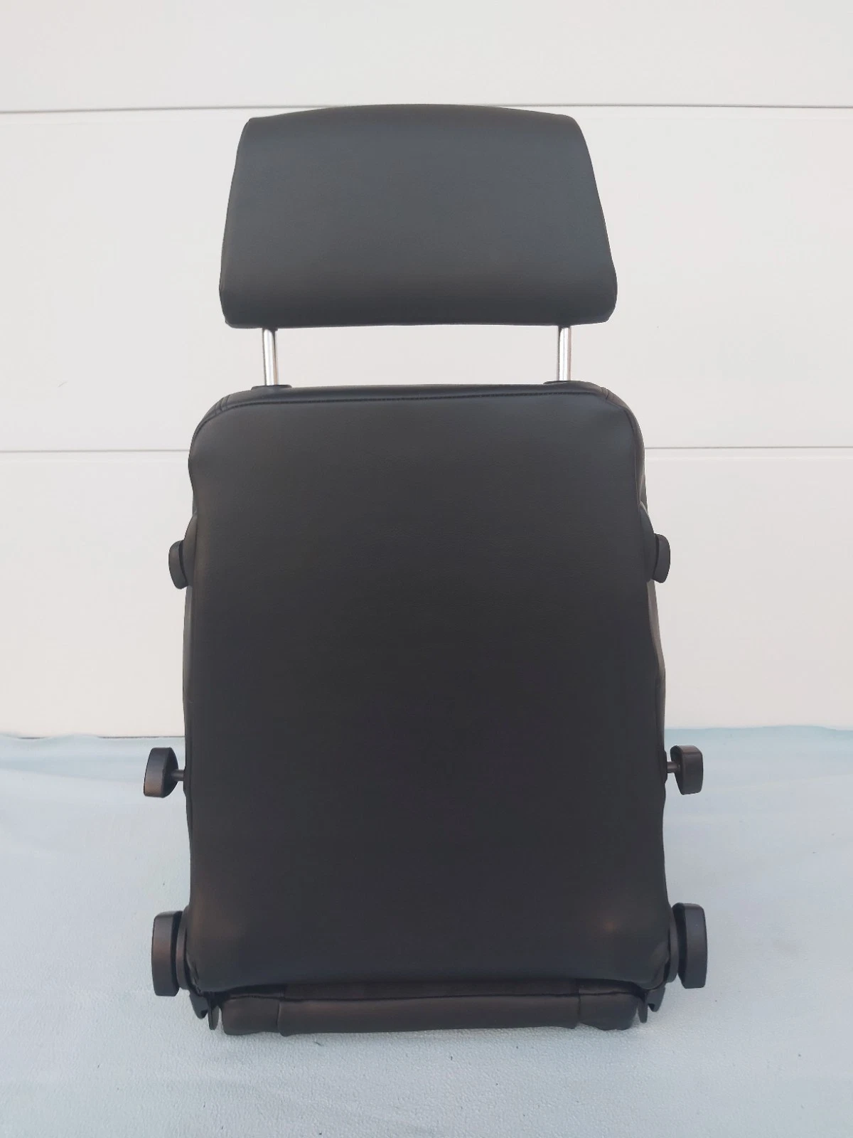 Recaro Expert Artista black / Artificial Leather black
