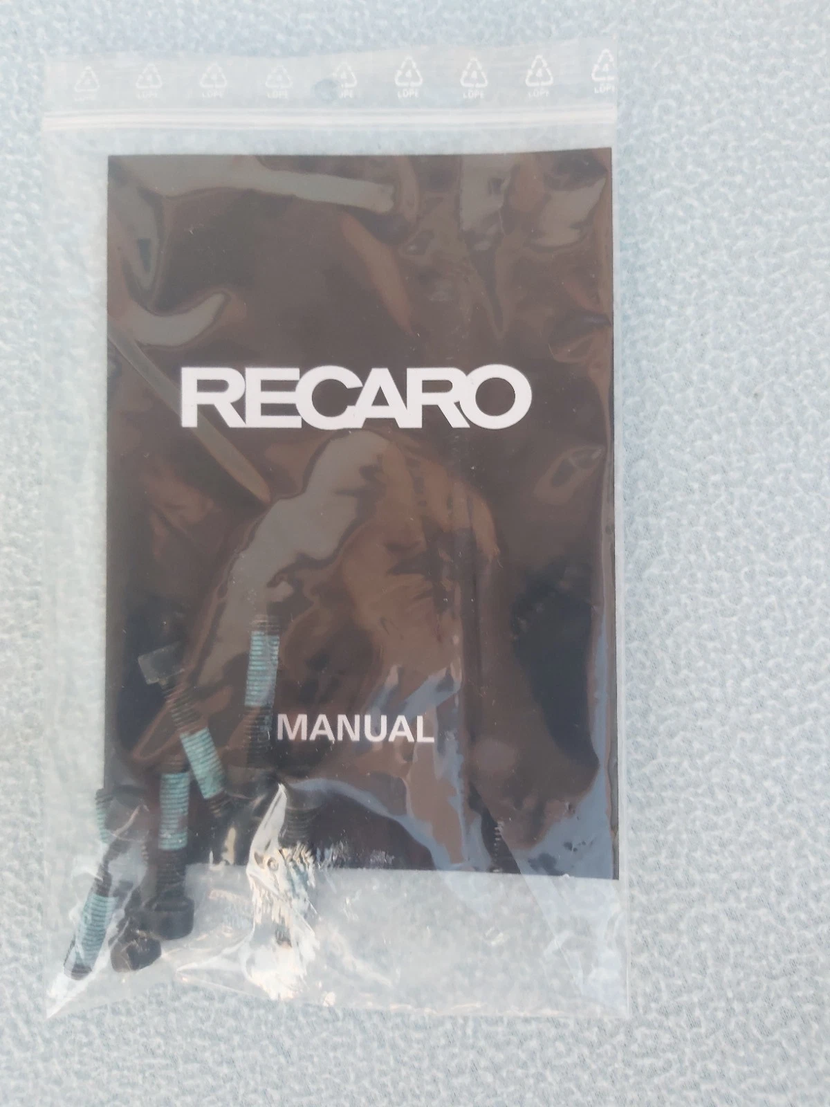 Recaro Expert Artista black / Artificial Leather black